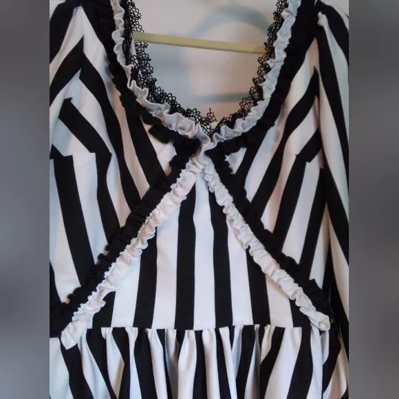 SOLD Sleepy Hallow Katrina Dress - Picture 12 of 13